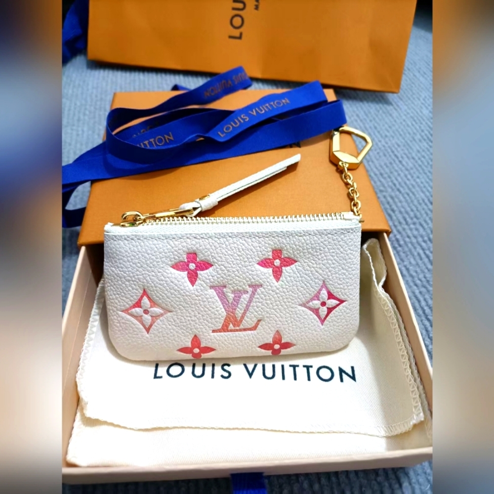 Louis Vuitton Key Pouch Gradient Pink